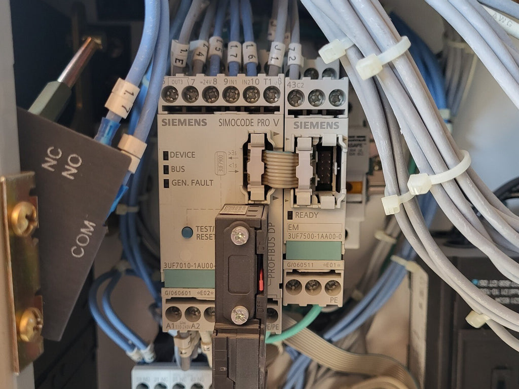 SIEMENS Ground Fault Module 3UF7500-1AA00-0