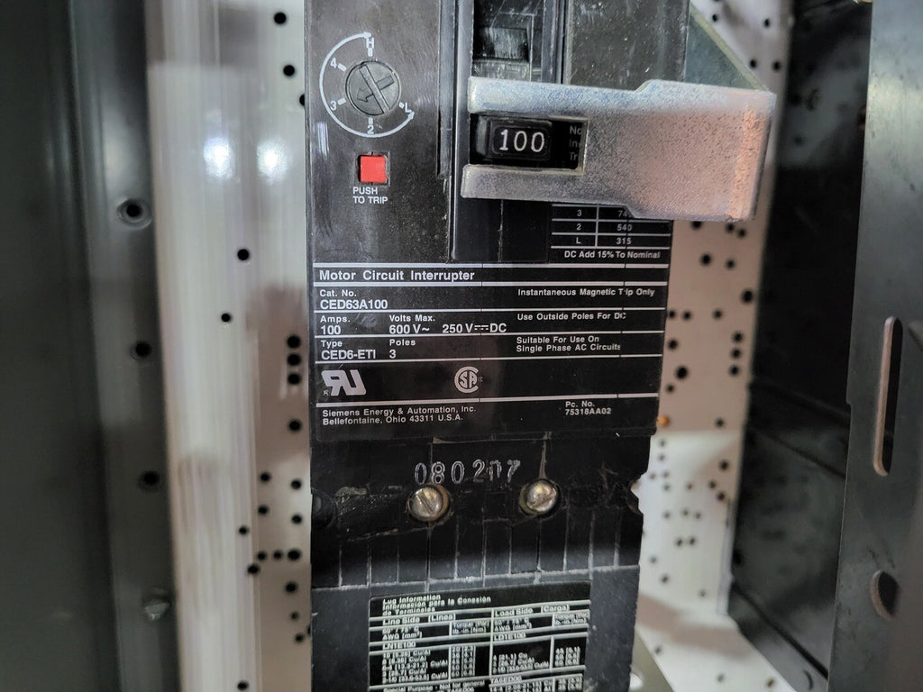 SIEMENS 100 Amp 3 Pole 600 volts Circuit Breaker CED63A100 