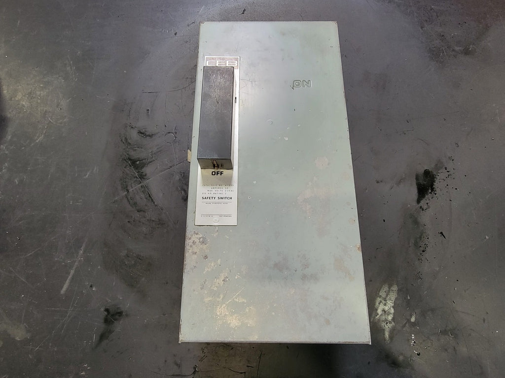 SYLVANIA 30 Amp Safety Switch A-1032