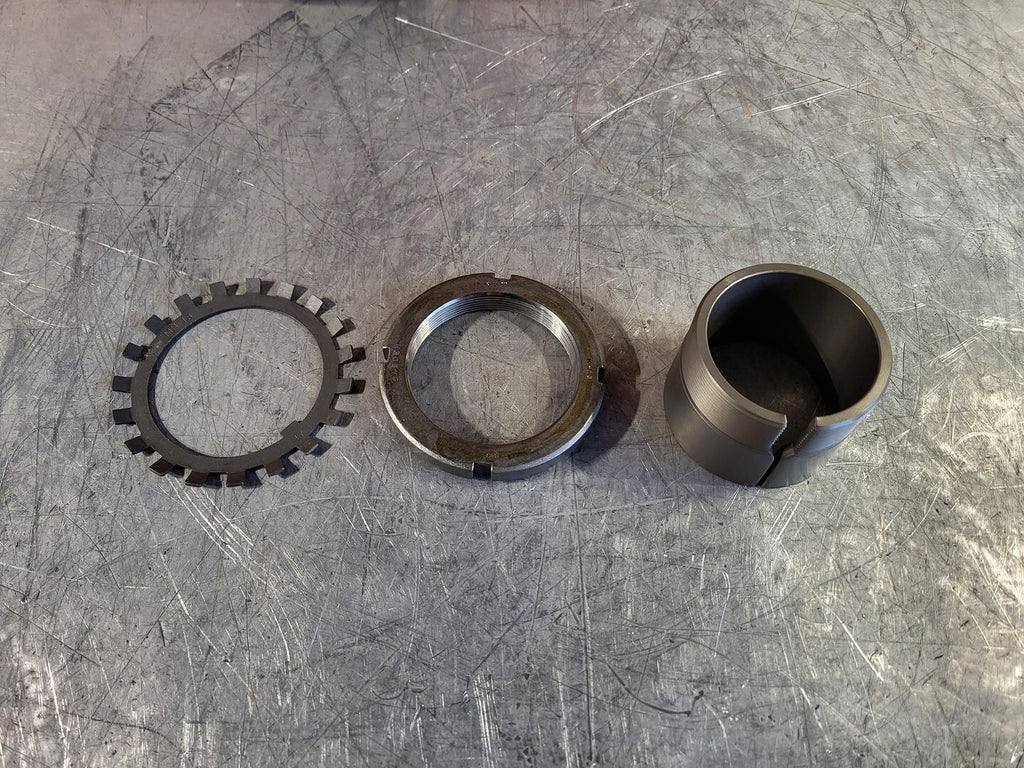 SKF Adapter Sleeve HA316, 68mmx59mmx17mm w/ Washer & Lock Nut