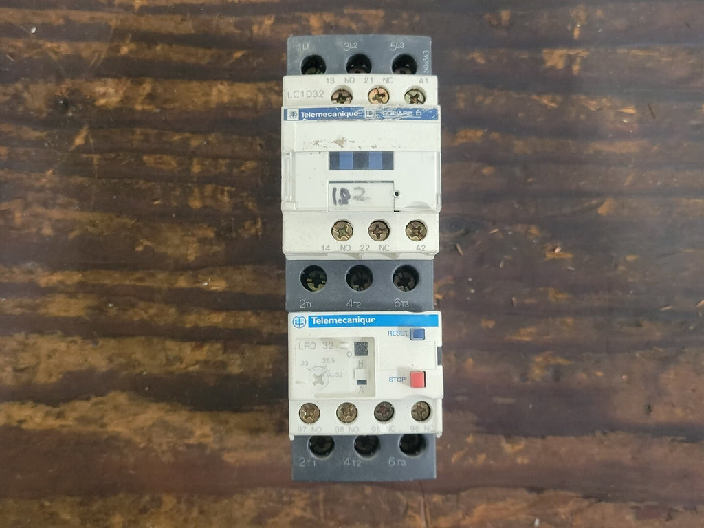 TELEMECANIQUE 32 Amp, 3 Pole, 1NO + 1NC Contactor LC1D32 w/ Thermal Overload Relay