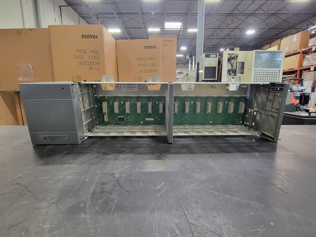 ALLEN-BRADLEY 13 Slot Chassis w/ 24 VDC Power Supply