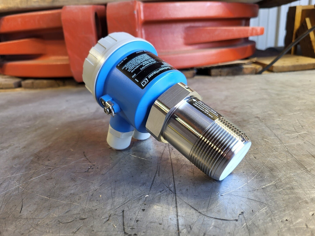 ENDRESS+HAUSER Soliwave Microwave Barrier Transmitter FQR56-AAAADVE21