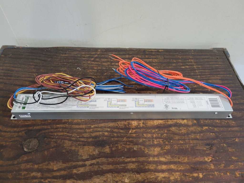 STANDARD 347 Volts 4 Lamps Electronic Ballast E454T5HOPS347/N/XTRM