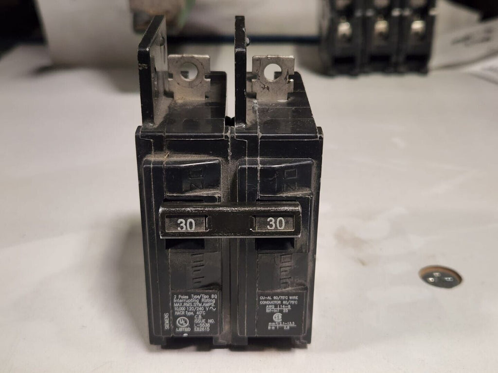 SIEMENS 30 Amp, 2 Pole, 120/240 volts Circuit Breaker BQ2B030