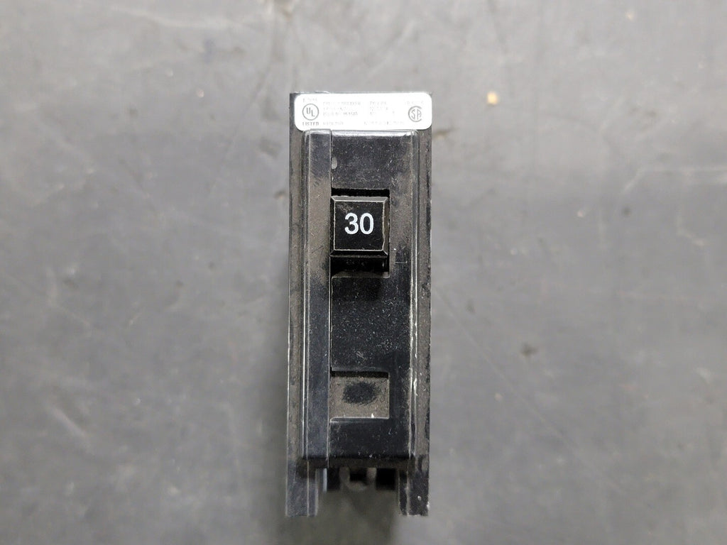 CUTLER-HAMMER 30 Amp, 1 Pole, 120/240 volts Circuit Breaker BA130