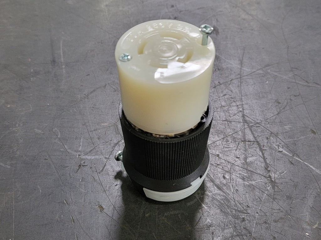 HUBBELL 30A, 3-ph, 250V Twist-Lock Female Connector