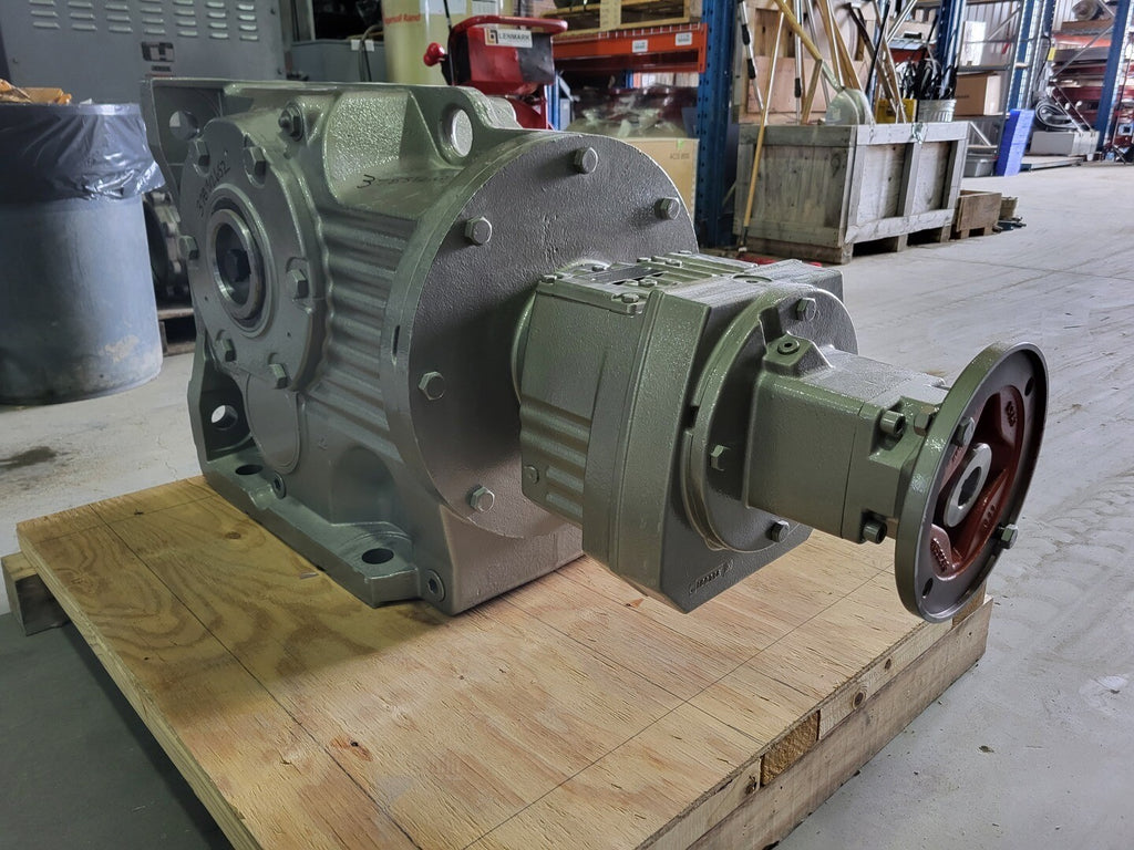 SEW-EURODRIVE 6.39:1 Ratio Gear Reducer Type KA127 R87 AM213/215 Type RF87/A