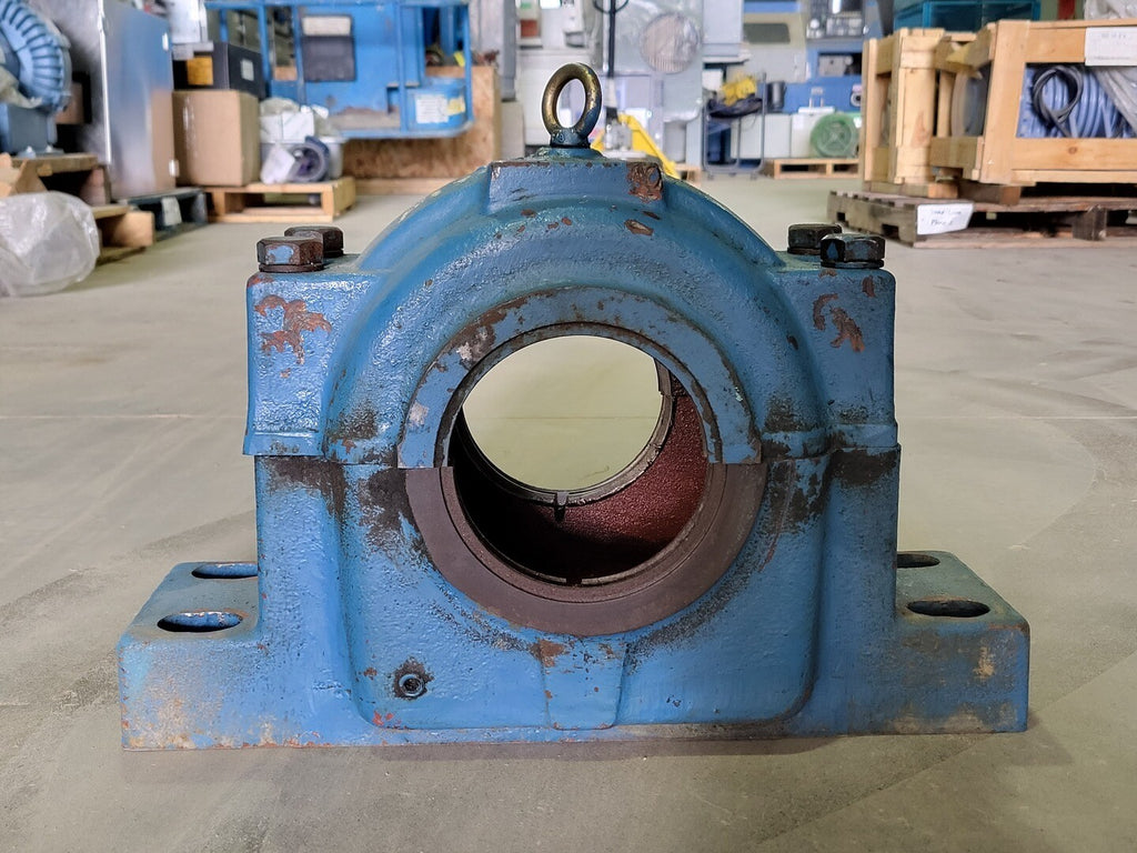 Split Pillow Block Bearing Housing 4.43" Bore, SAFD526