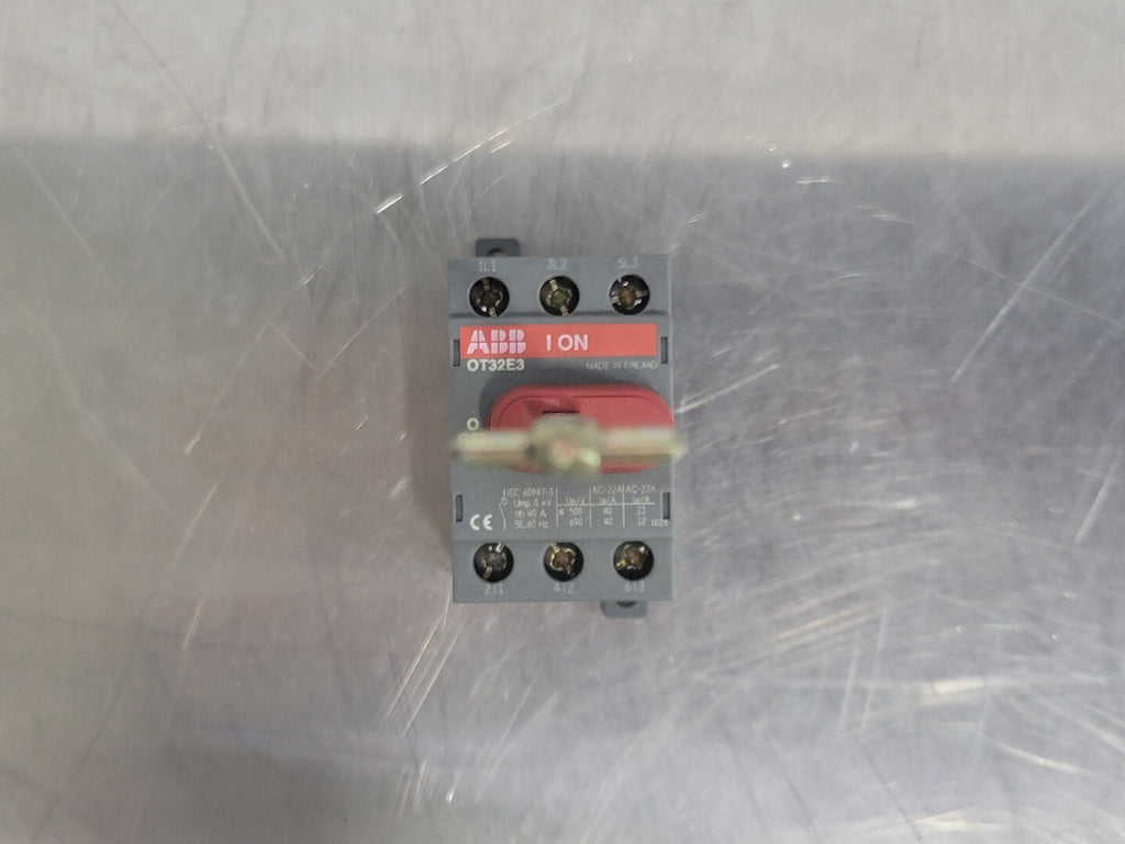 ABB 40 Amps 600 Volts Non-Fusible Disconnect Switch OT32E3