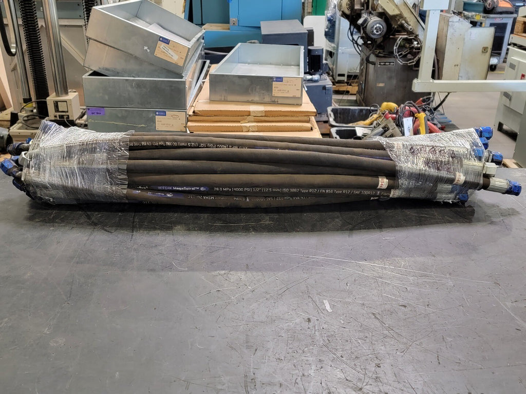 GATES 1/2" x 37.5" Hydraulic Hose 8EFG4K 4000 PSI w/ 3/4" Fittings (Set of 10)