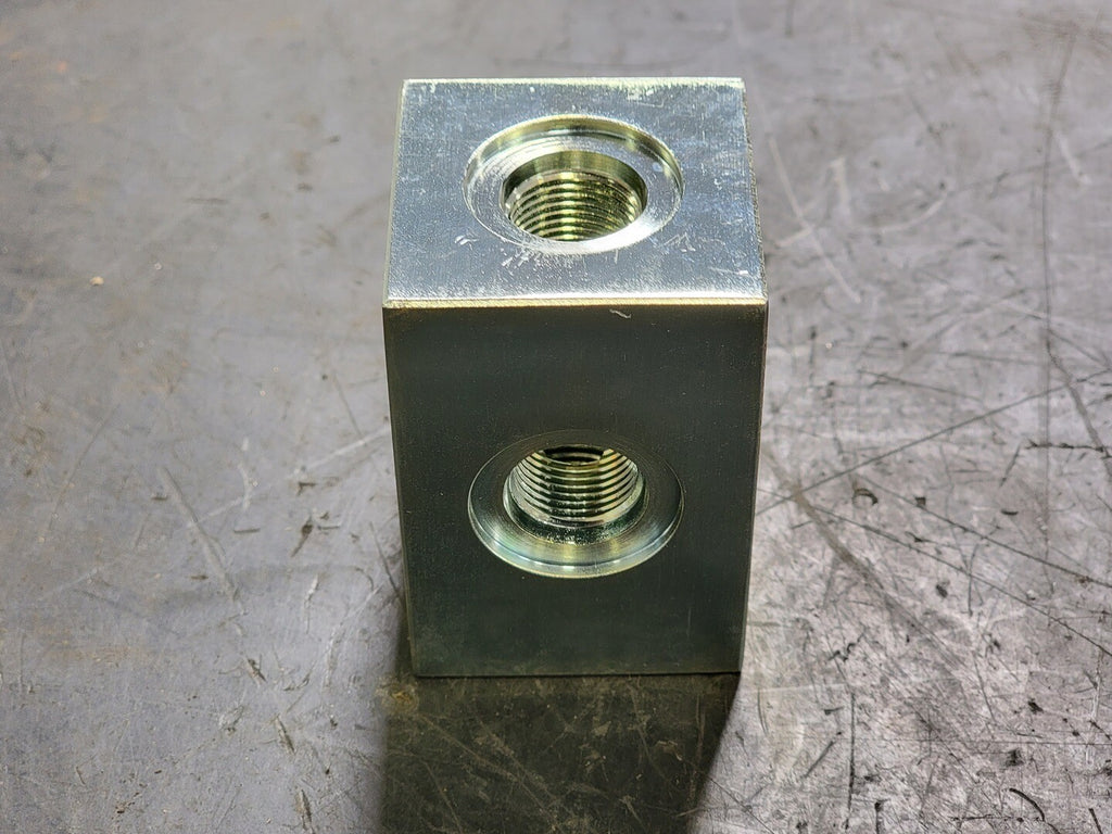 90 deg Adapter Block Tee 0030746 (Box of 22)