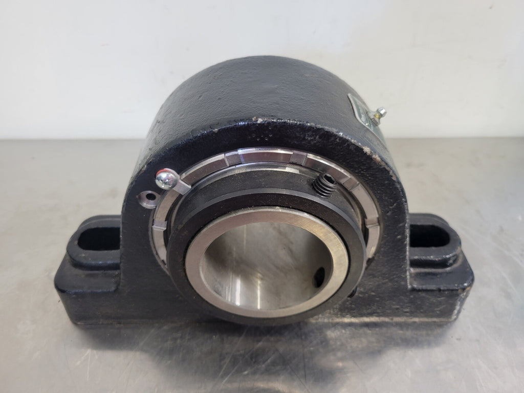 REXNORD Pillow Block Bearing 3-3/16" Bore, ZA230372