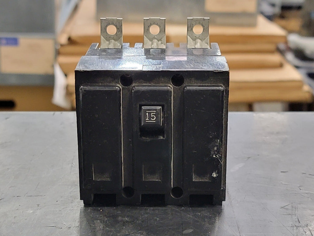 WESTINGHOUSE 15 Amp, 3 Pole, 240 volts Circuit Breaker HQNB3015