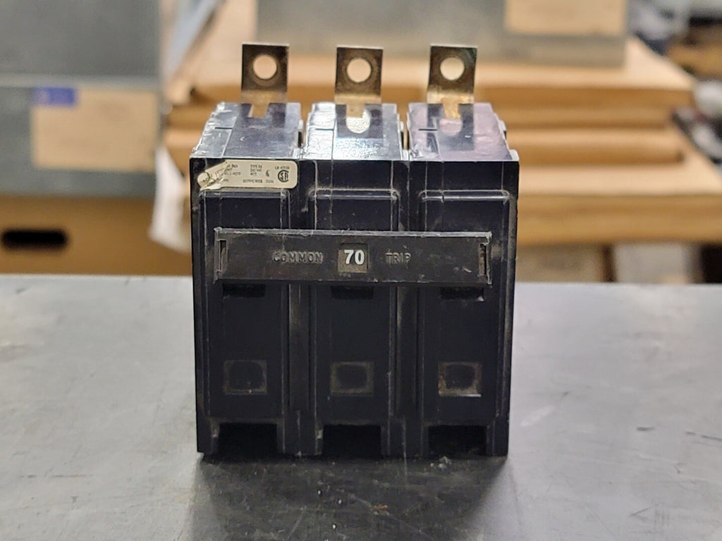 CUTLER-HAMMER 70 Amp, 3 Pole, 240 volts Circuit Breaker BAB3070H