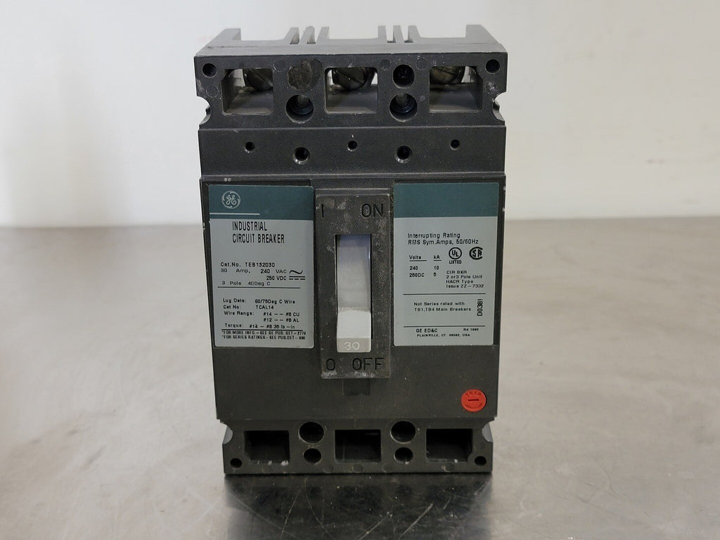 GENERAL ELECTRIC 30 Amp, 3 Pole, 240 volts Circuit Breaker TEB132030