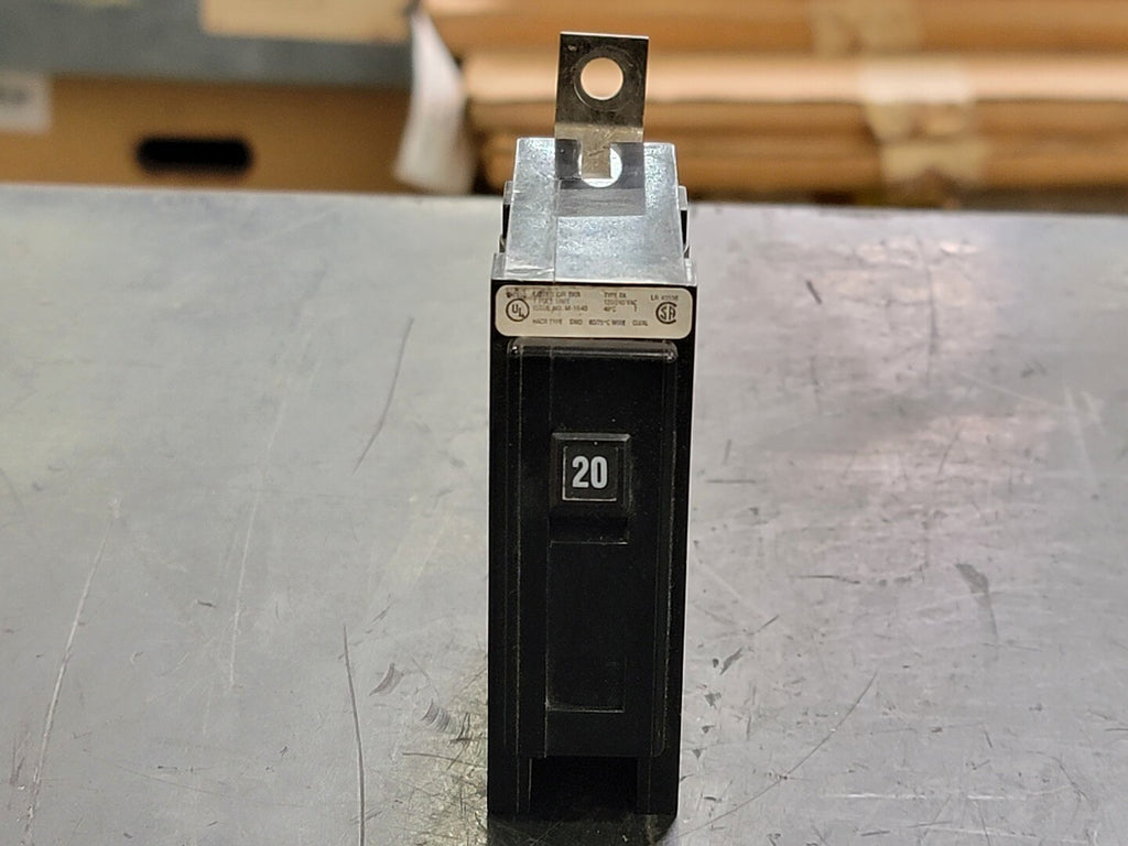 CUTLER-HAMMER 20 Amp, 1 Pole, 120/240 volts Circuit Breaker BA120