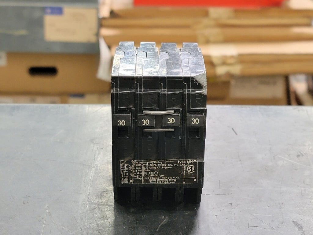 MURRAY 30 Amp, 4 Pole, 240 volts Circuit Breaker MP230230