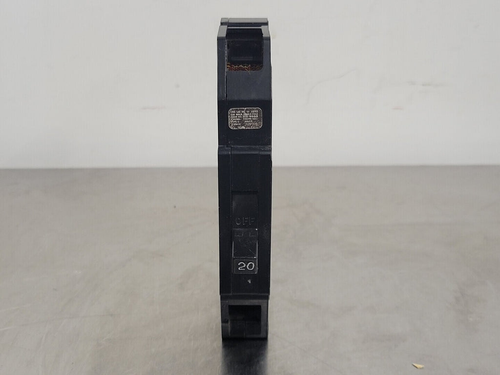 CHALLENGER 20 Amp, 1 Pole, 120/240 volts Circuit Breaker Q120