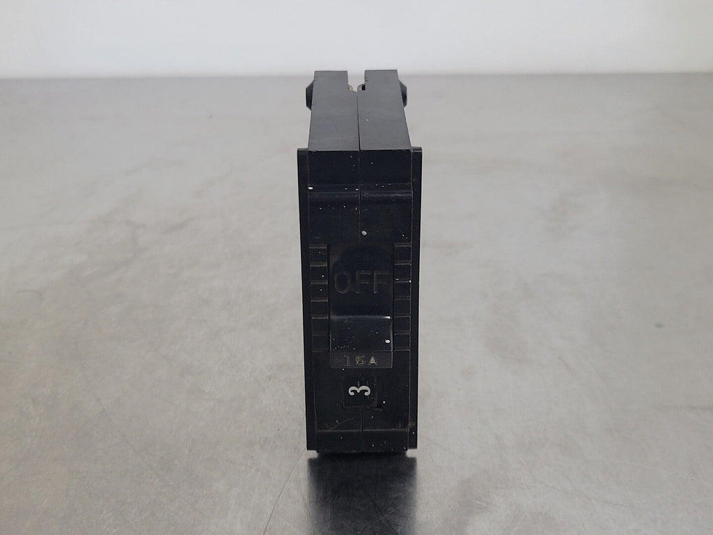 GENERAL ELECTRIC 15 Amp, 1 Pole, 120 volts Circuit Breaker TQL115