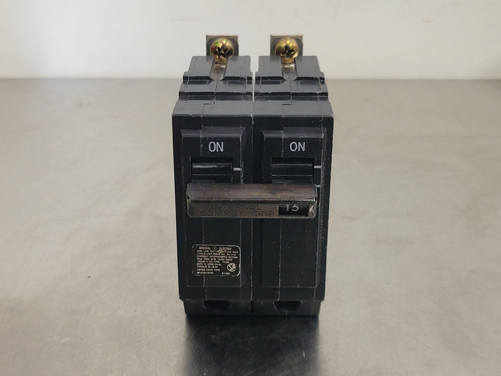 GENERAL ELECTRIC 15 Amp, 2 Pole, 120/240 volts Circuit Breaker THQB215