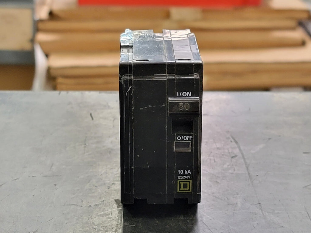 SQUARE D 30 Amp, 2 Pole, 120/240 volts Circuit Breaker QO230