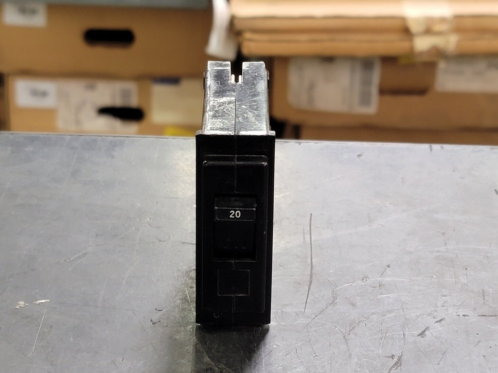 GENERAL ELECTRIC 20 Amp, 1 Pole, 120/240 volts Circuit Breaker TQL120