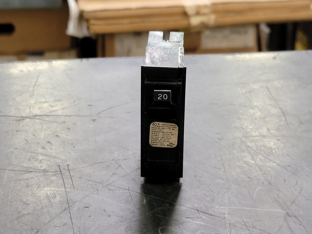 CROUSE-HINDS 20 Amp, 1 Pole, 120/240 volts Circuit Breaker MP120