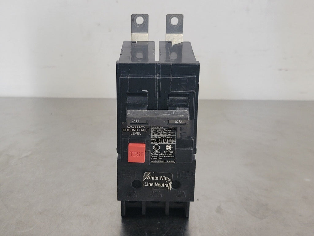SIEMENS 20 Amp, 2 Pole, 120/240 volts Circuit Breaker BLEH220