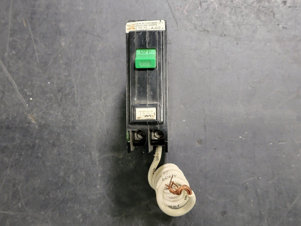 EATON CUTLER-HAMMER 30 Amp, 1 Pole, 120 volts Circuit Breaker QBGF1030