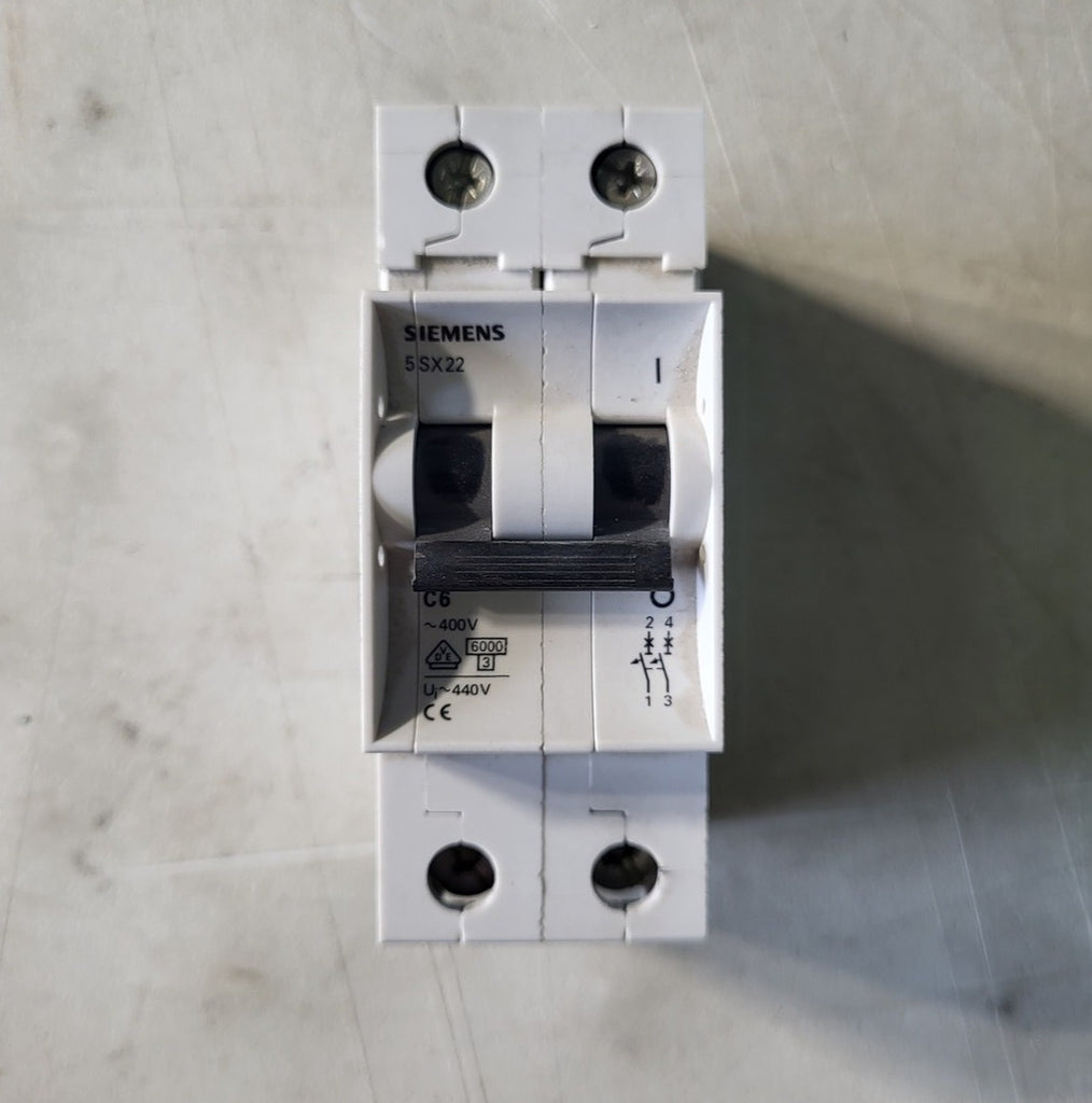 SIEMENS 6 Amp, 2 Pole, 400 volts Circuit Breaker 5Sx22-C6