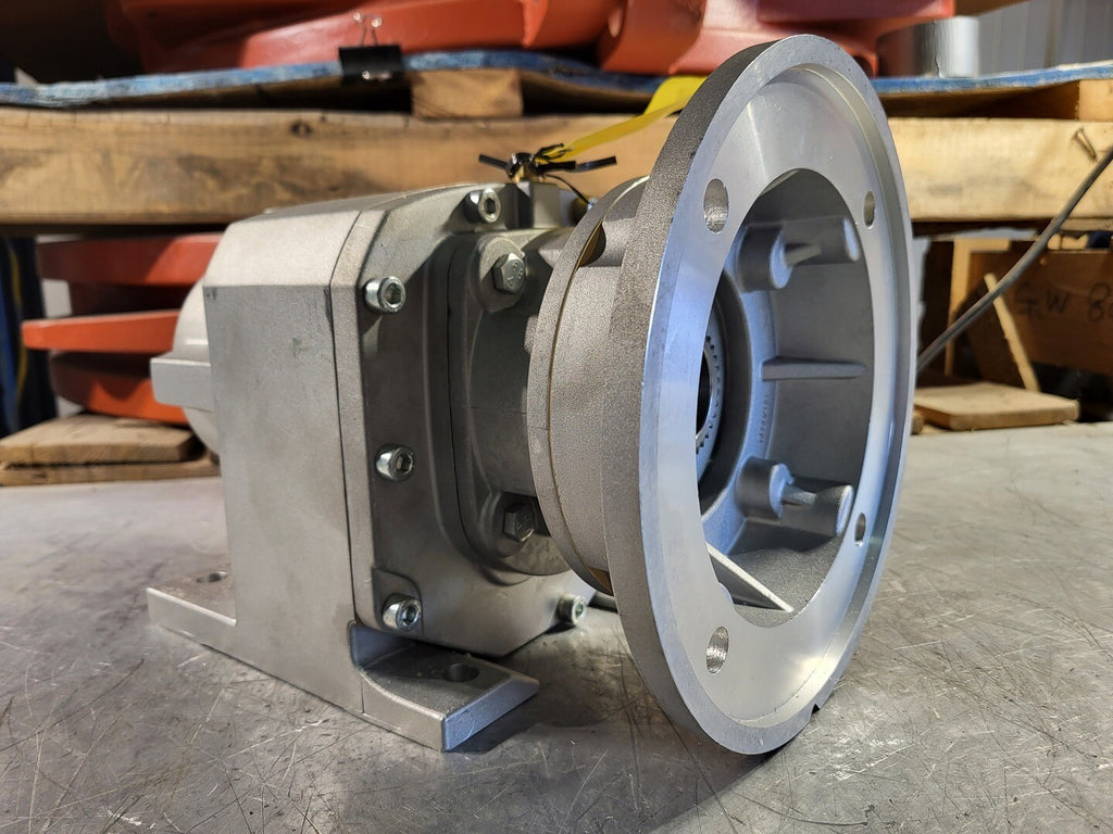 NORD DRIVESYSTEMS 6.3:1 Ratio In-Line Helical Gear Reducer SK572.1-N180TC