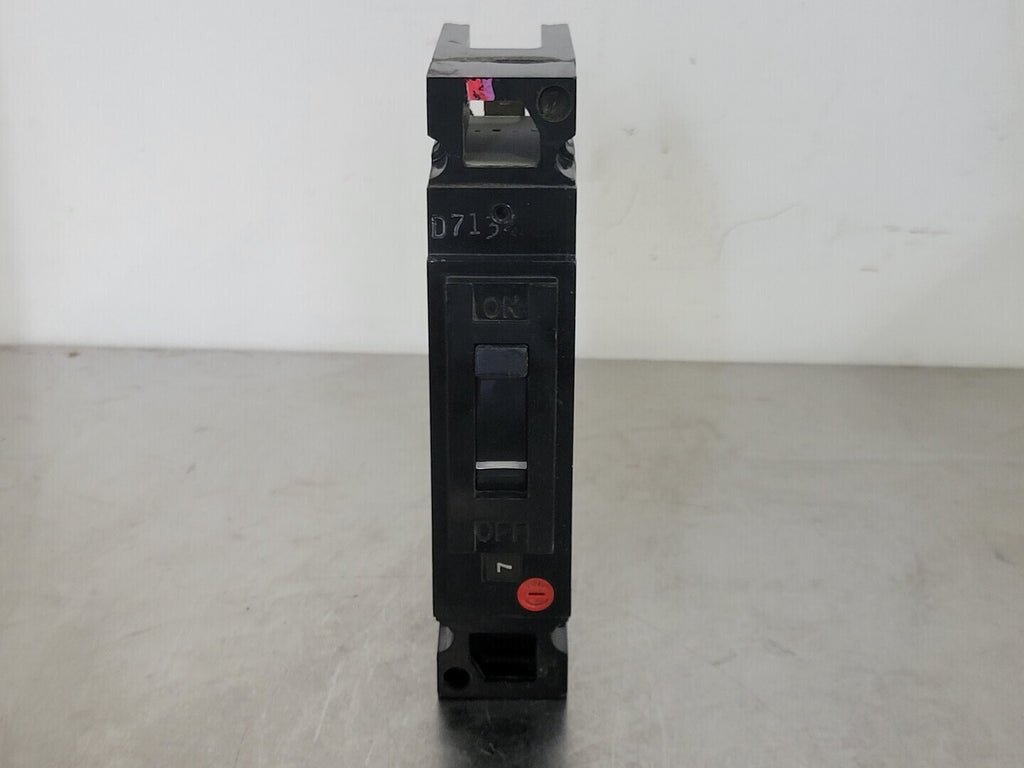 GENERAL ELECTRIC 20 Amp, 1 Pole, 120 volts Circuit Breaker TEB111020
