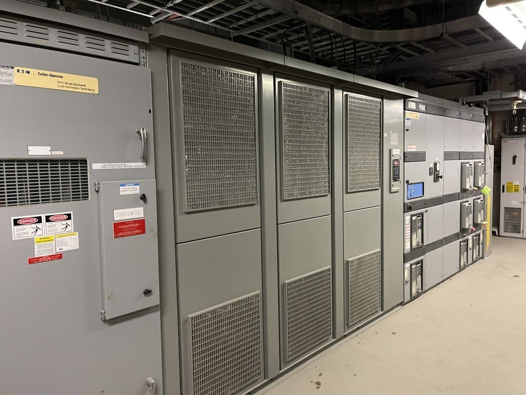 EATON CUTLER-HAMMER 4000A Power Distribution Center w/ 3000kVA Transformer
