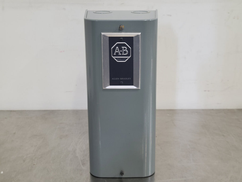 ALLEN-BRADLEY 10 Amp Control Relay 700-N801A1 w/ Enclosure