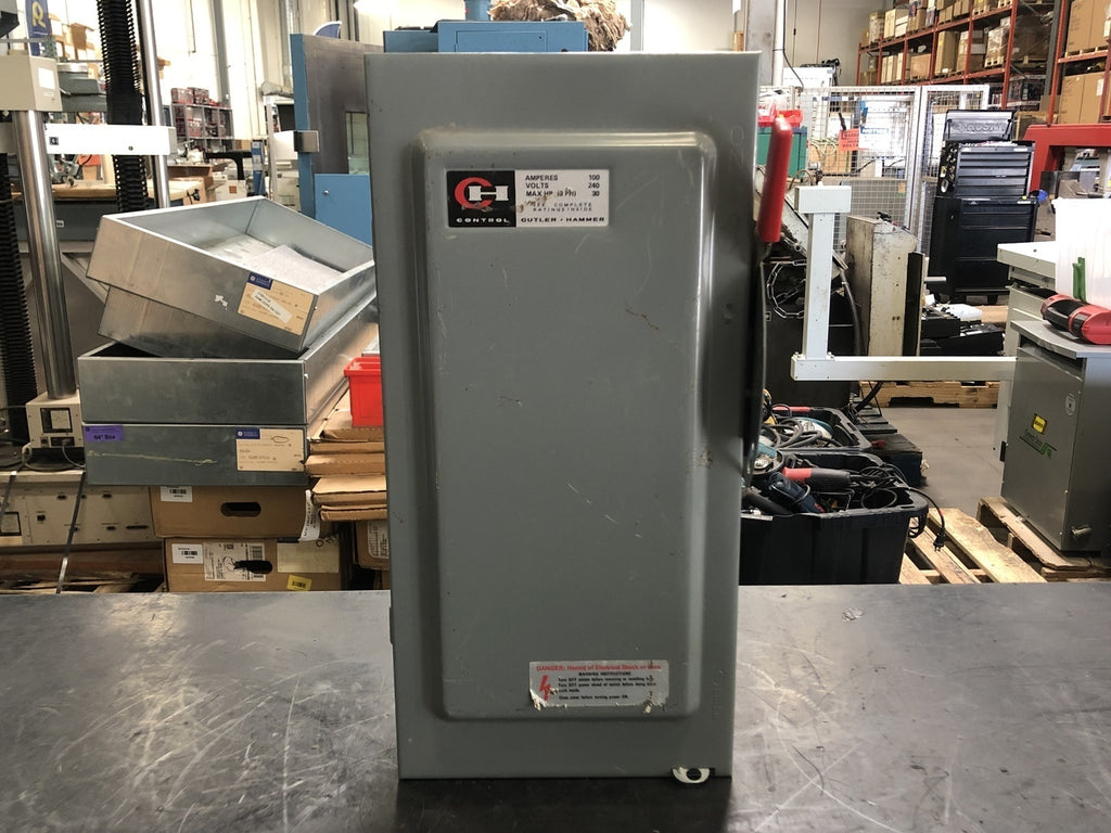CUTLER-HAMMER 100 Amp, 3 Pole, 240 volts Fused Disconnect Switch DG323NGB