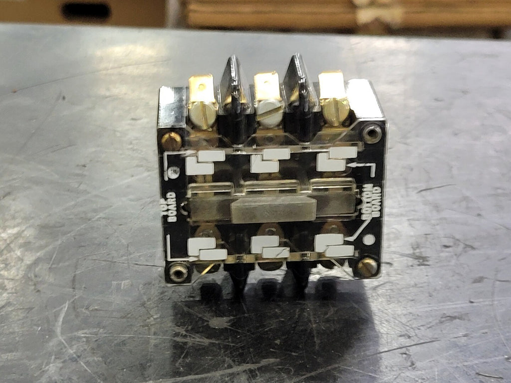 FURNAS 600 Volts Contact Block 46ZBE12