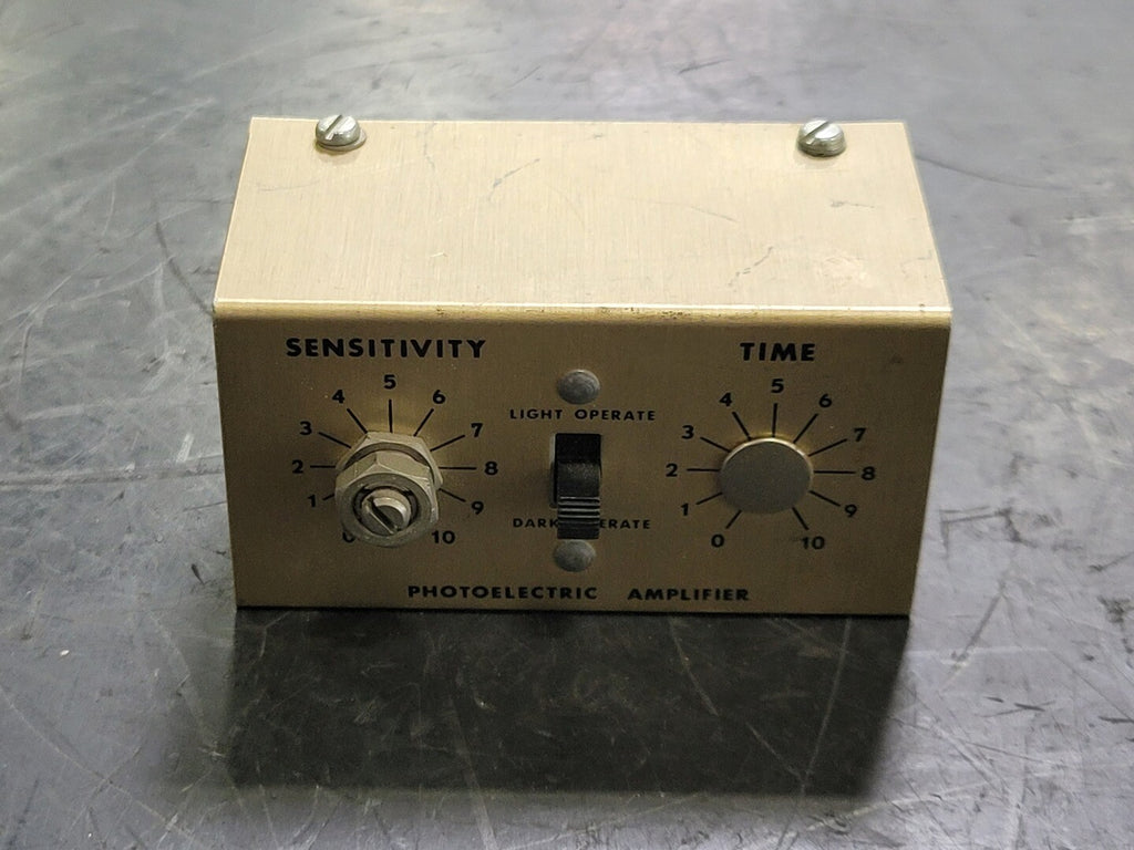 BANNER Photoelectric Amplifier Logic Module Type REG3