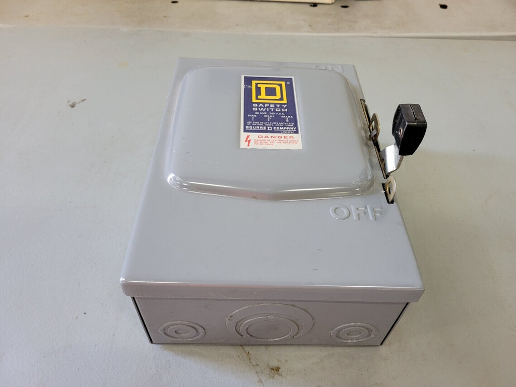 SQUARE D 60 Amp 3 Phase 240 Volts General Duty Cartridge Fuse Safety Switch D-222-N