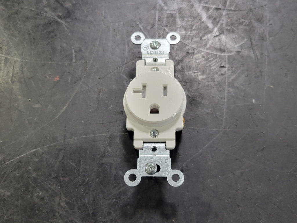 LEVITON 20A 125V TR Single Receptacle T5020-W