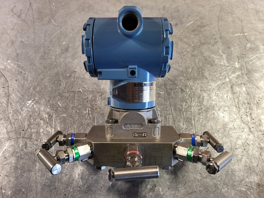ROSEMOUNT 3095 Mass Flow Transmitter w/ 5-Valve Manifold & Accessories