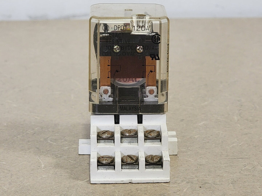 MEC 10 Amp Electromagnetic Relay GQ-DPDT-120A w/ Relay Socket 