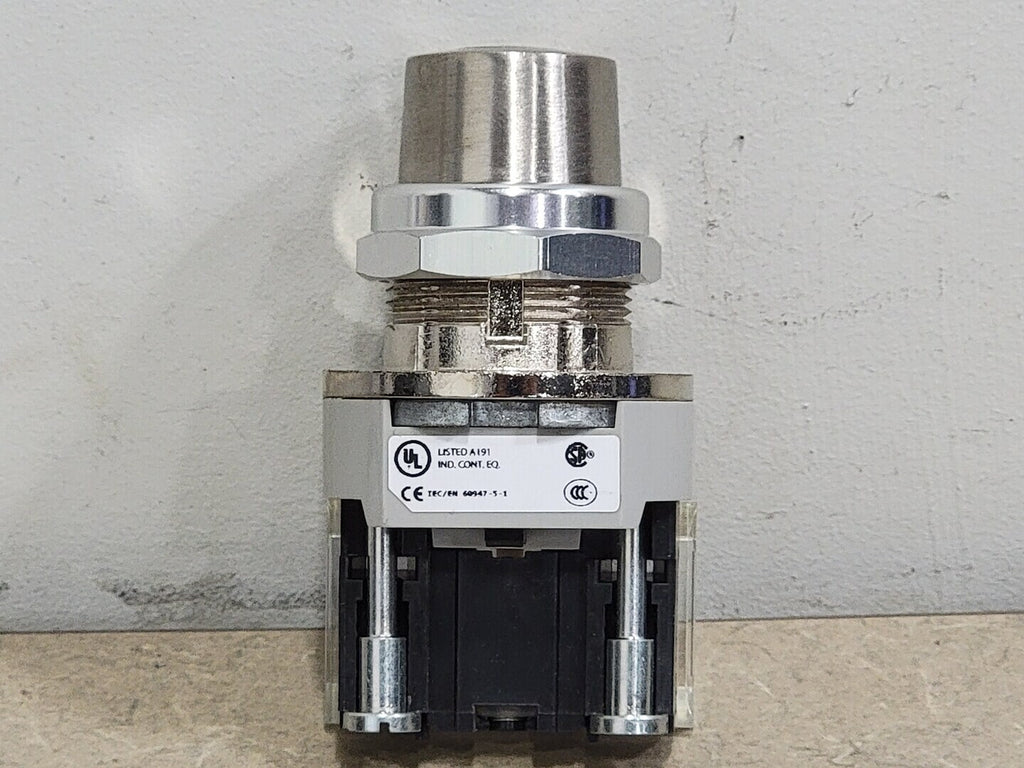 ALLEN-BRADLEY Selector Switch 800T-H3311A