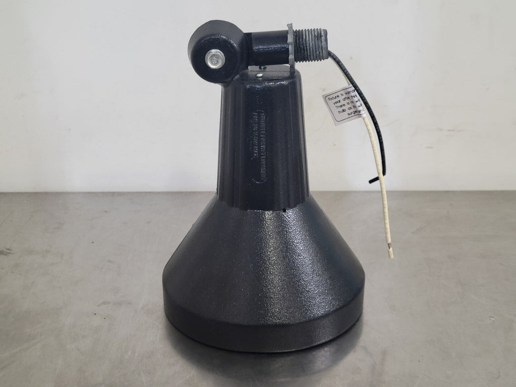 REGENT Floodlight Light Fixture HL-2