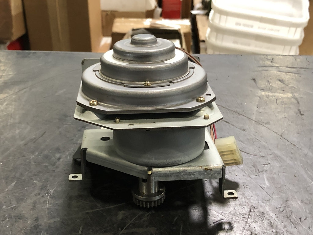 JAPAN SERVO CO.LTD 13W Servo Motor DFS10G-05