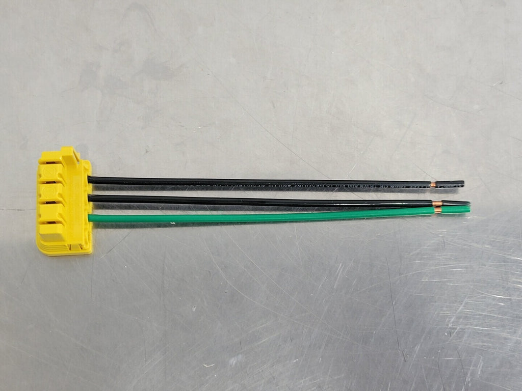 PASS & SEYMOUR 20A 120/277V Plug Tail Single Pole Switch Connector PTS6-SOL3 (Box of 25)