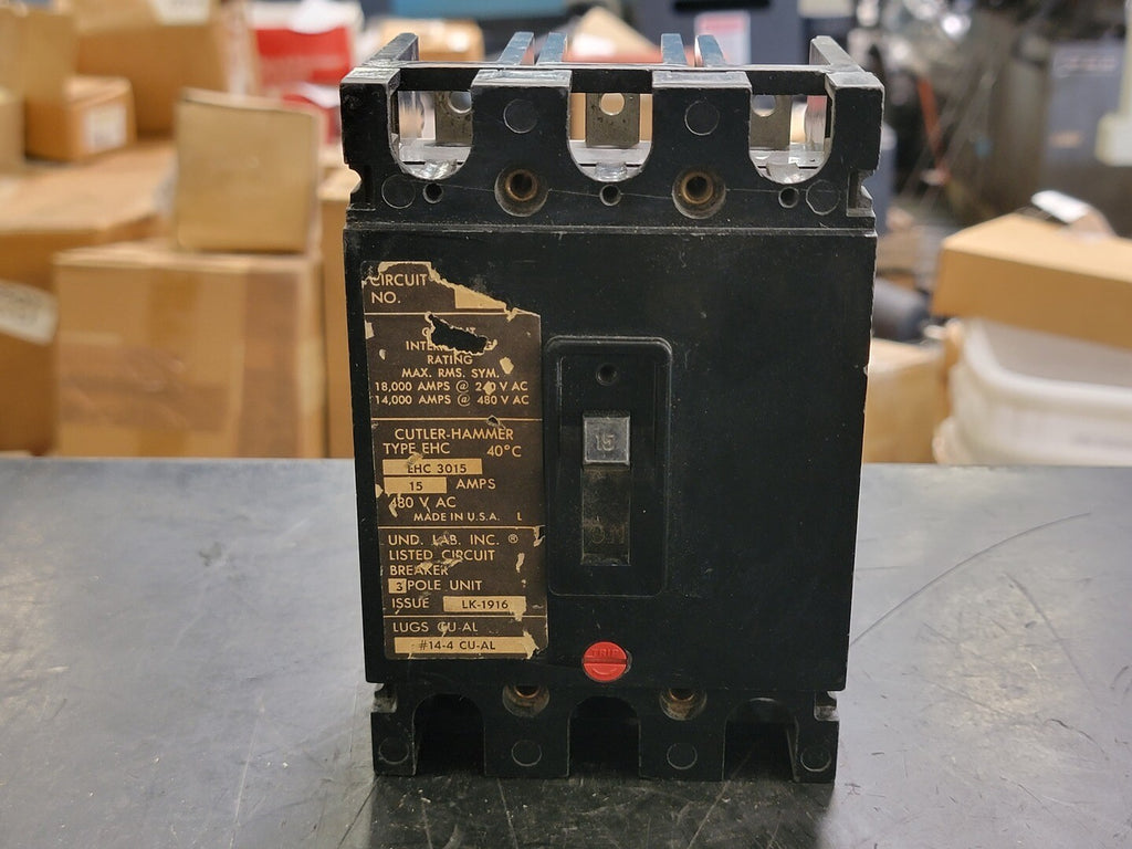 CUTLER-HAMMER 15 Amp, 3 Pole, 480 volts Circuit Breaker EHC315