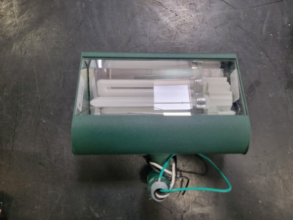 FOCUS 26 Watts Fluorescent Flood Light FFL-26-HTX