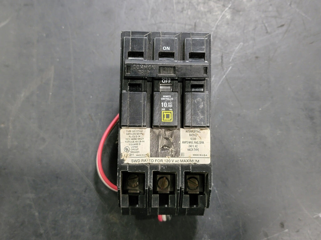 SQUARE D 20 Amp, 3 Pole, 240 volts Circuit Breaker QO320