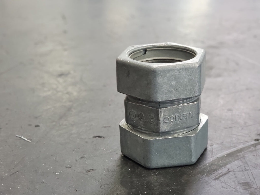 1" Concretetight Compression Coupling TK-213 (Box of 13)